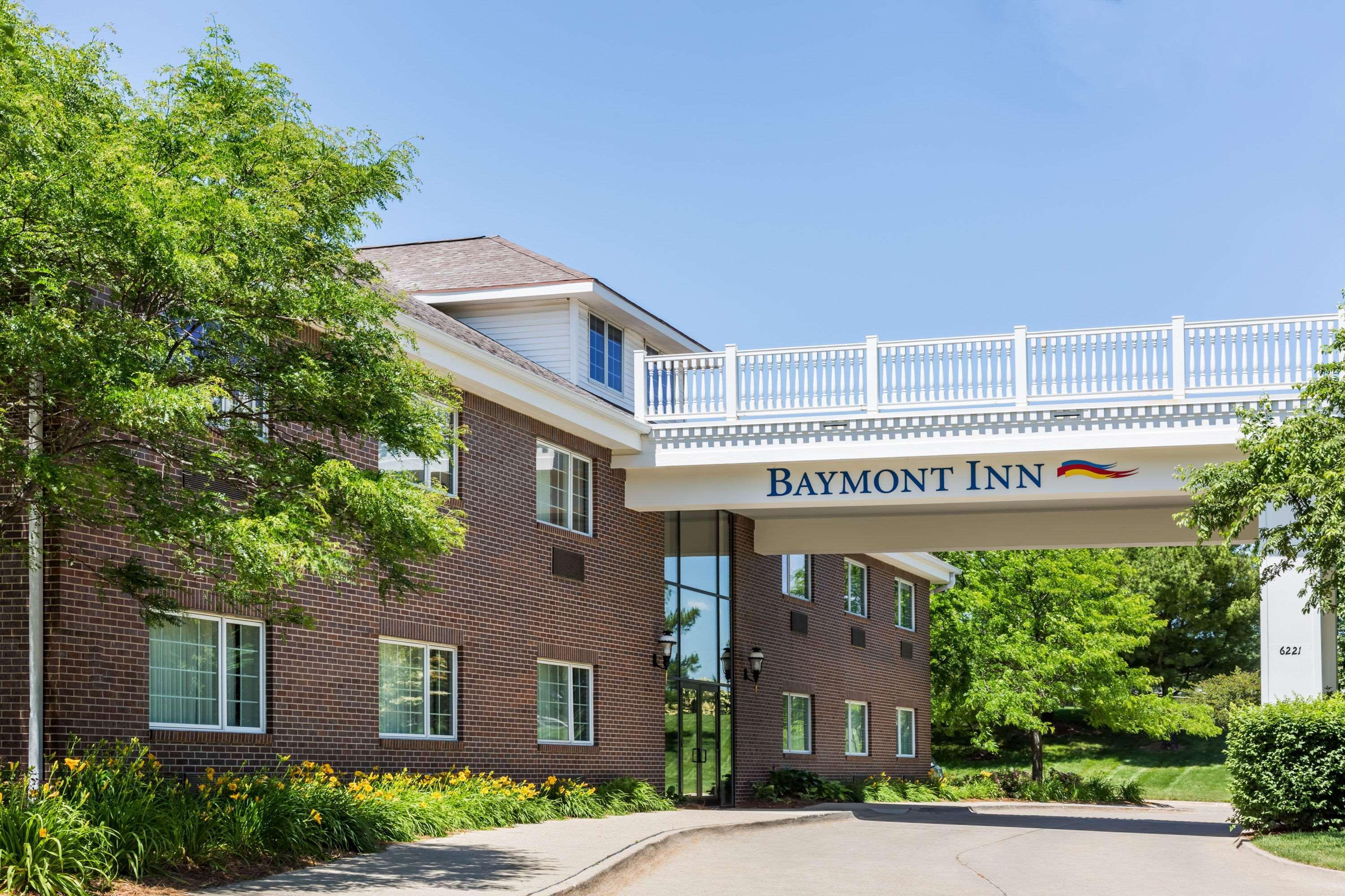 Hotel Baymont By Wyndham Des Moines Airport Esterno foto