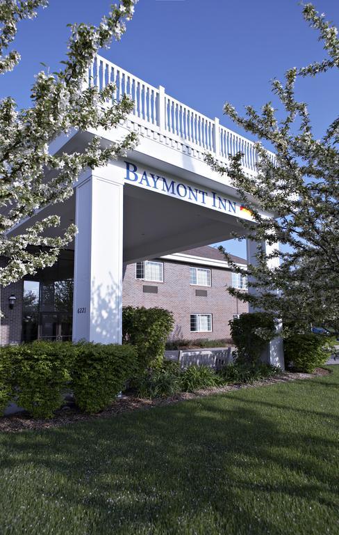 Hotel Baymont By Wyndham Des Moines Airport Esterno foto